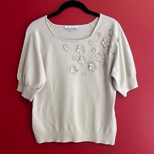 Siani Milano Cream Short Sleeve Sweater w/ Pearl & Floral Embellishments
